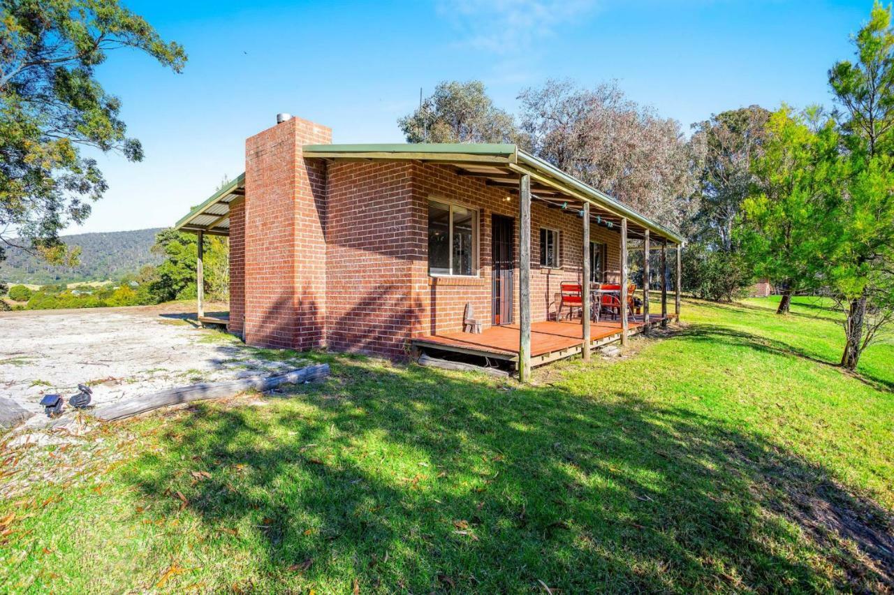 Braeside Cabin Two Alphitonia Central Tilba Exteriér fotografie